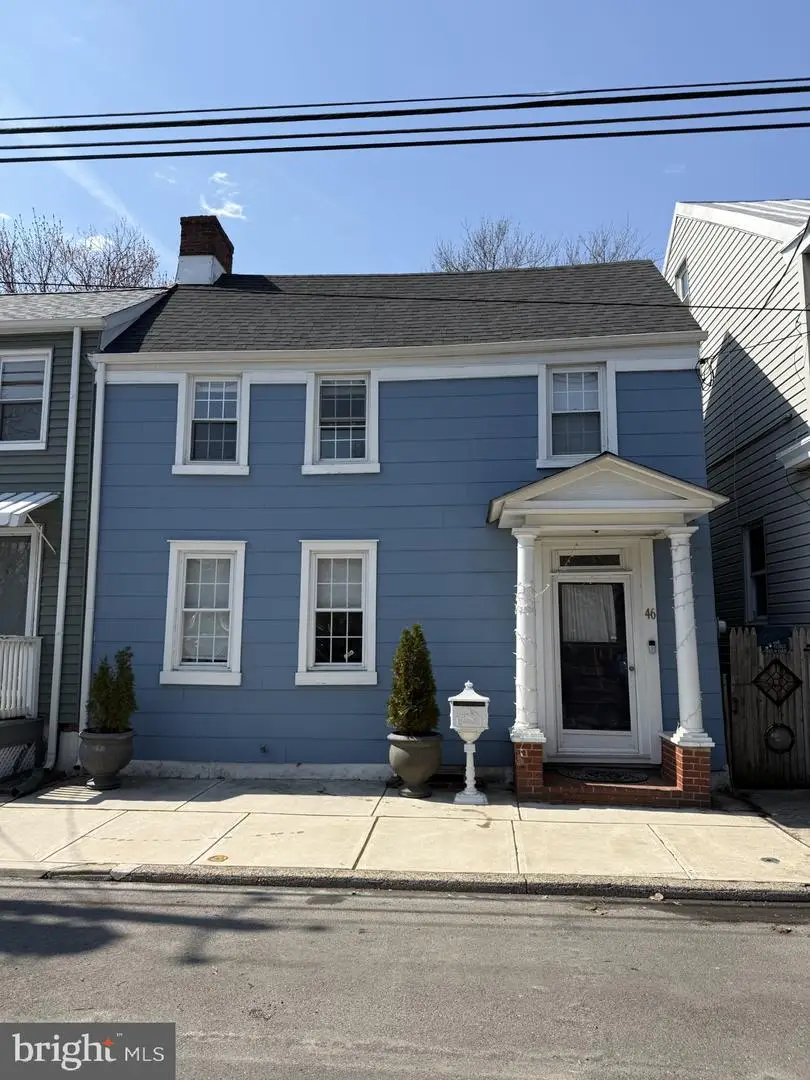 46 2nd St, Bordentown, NJ 08505 - #1