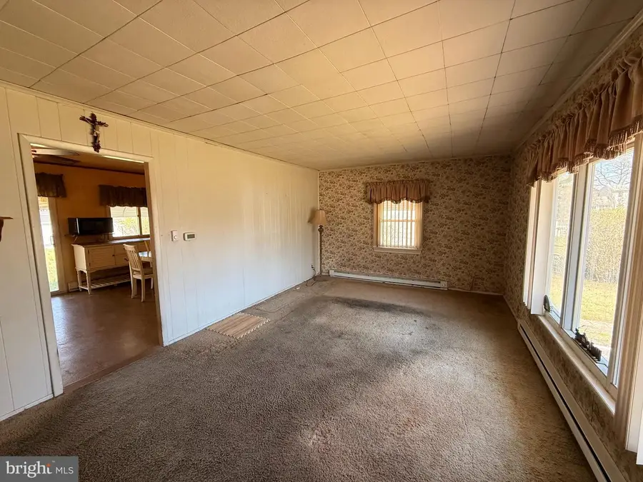 419 Iowa Ave, Delanco, NJ 08075 - #2