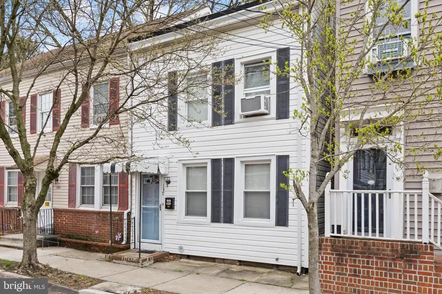 137 2nd St, Bordentown, NJ 08505 - #2