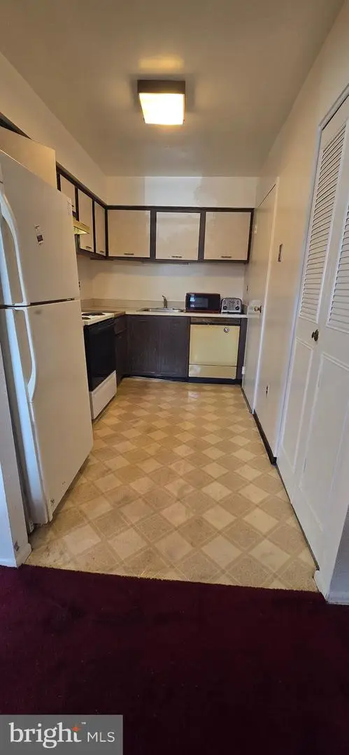 1100 Harbour Dr, Palmyra, NJ 08065 - #3