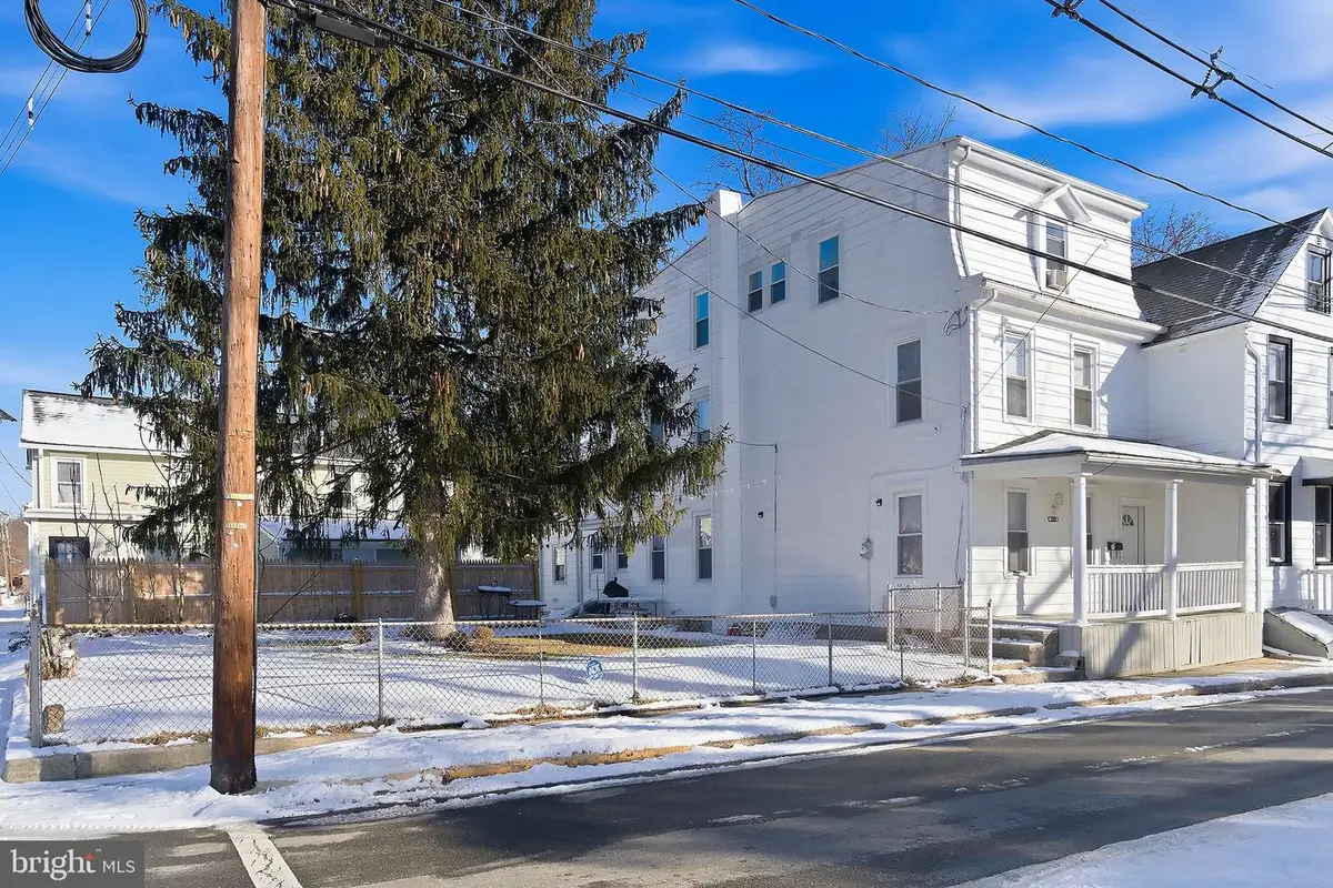 233 Ellis St, Burlington, NJ 08016 - #1