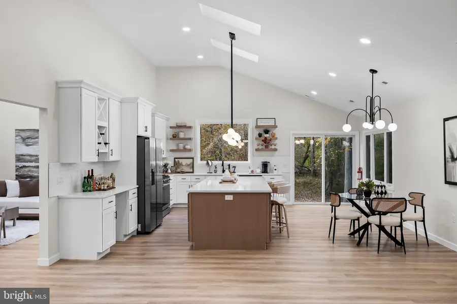 17 W Delaware Trl, Medford, NJ 08055 - #2