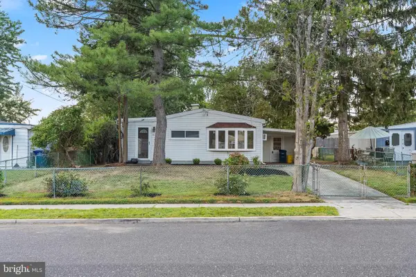 223 Ruth Ave, MAPLE SHADE, NJ 08052