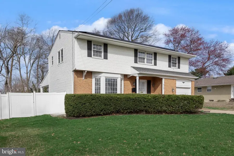 2105 Chestnut Hill Dr, Cinnaminson, NJ 08077 - #3