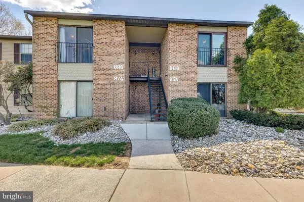 88b Red Cedar Ct, MOUNT LAUREL, NJ 08054