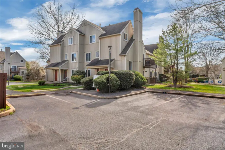 183 Woodlake Dr, Marlton, NJ 08053 - #3