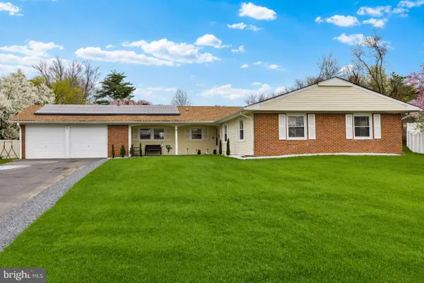 10 Thornhill Ct, WILLINGBORO, NJ 08046