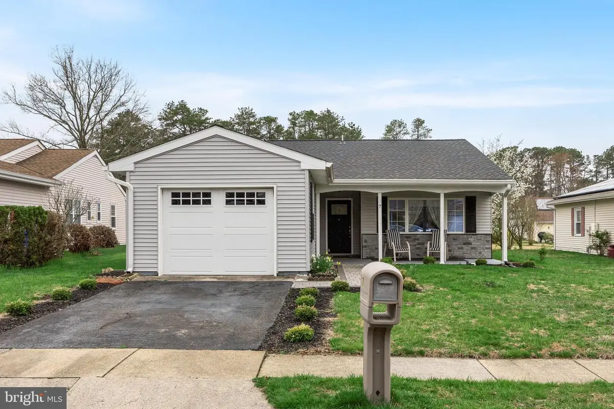 7 Picardy Pl, Leisuretowne, NJ 08088 - #1