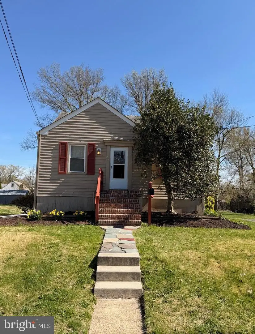 28 W Center Ave, Maple Shade, NJ 08052 - #3