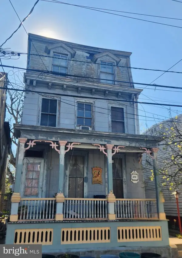 402 Prince St, BORDENTOWN, NJ 08505