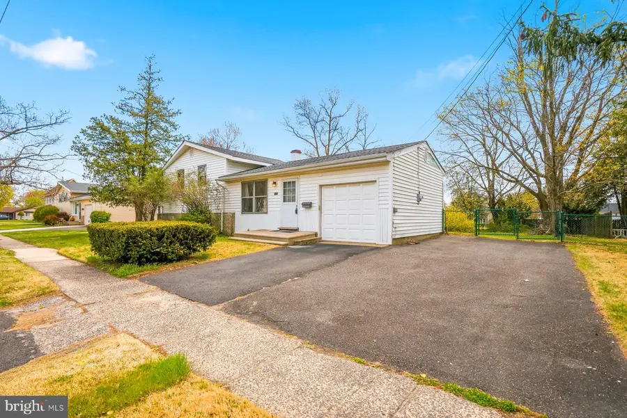 1409 Burlington Ave, Delanco, NJ 08075 - #3