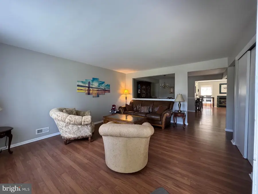 1 Wiltsire Ct, Medford, NJ 08055 - #3