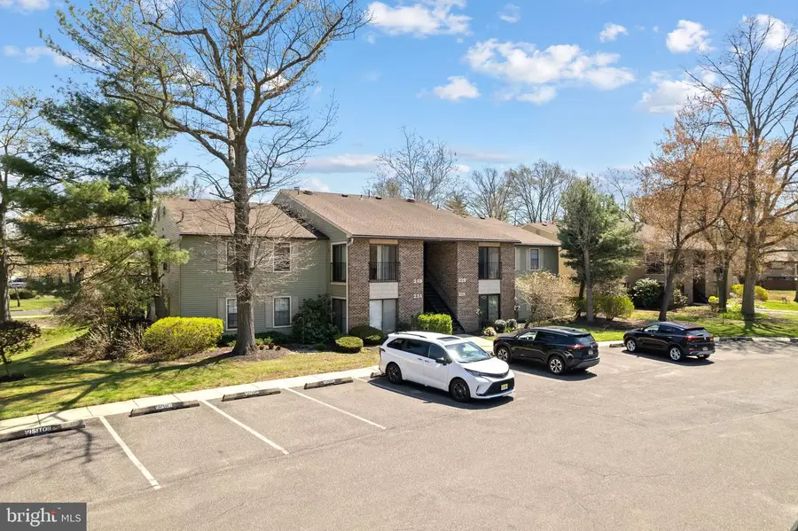 24-b W Bluebell Ln, Mount Laurel, NJ 08054 - #2