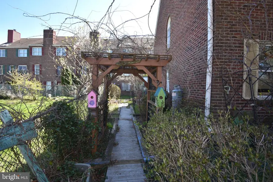 333 E Pearl St #9, Burlington, NJ 08016 - #3