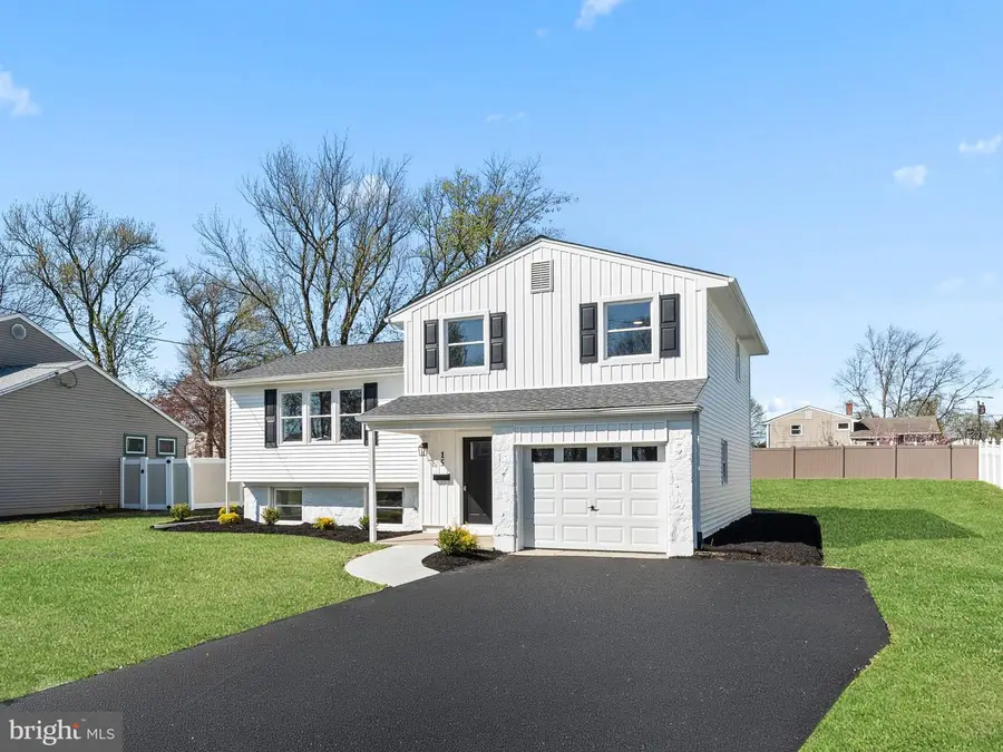 15 Arrowhead Dr, Marlton, NJ 08053 - #2