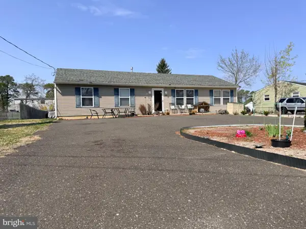 233 Cherokee Dr, BROWNS MILLS, NJ 08015