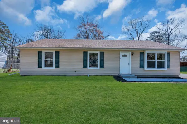 219 Snow Ave, BROWNS MILLS, NJ 08015