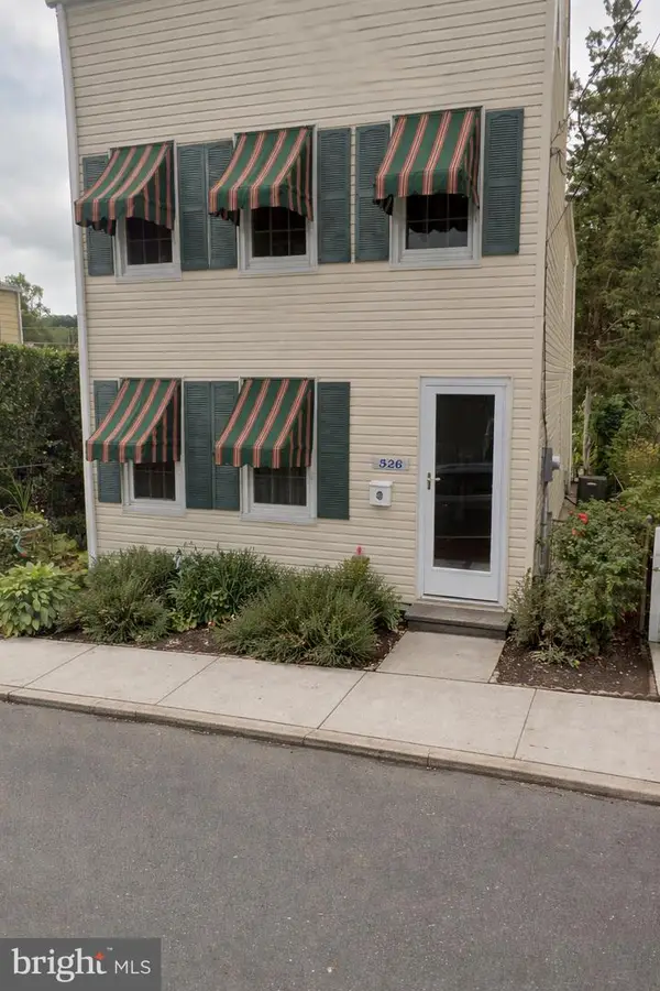 526 Willow St, BORDENTOWN, NJ 08505