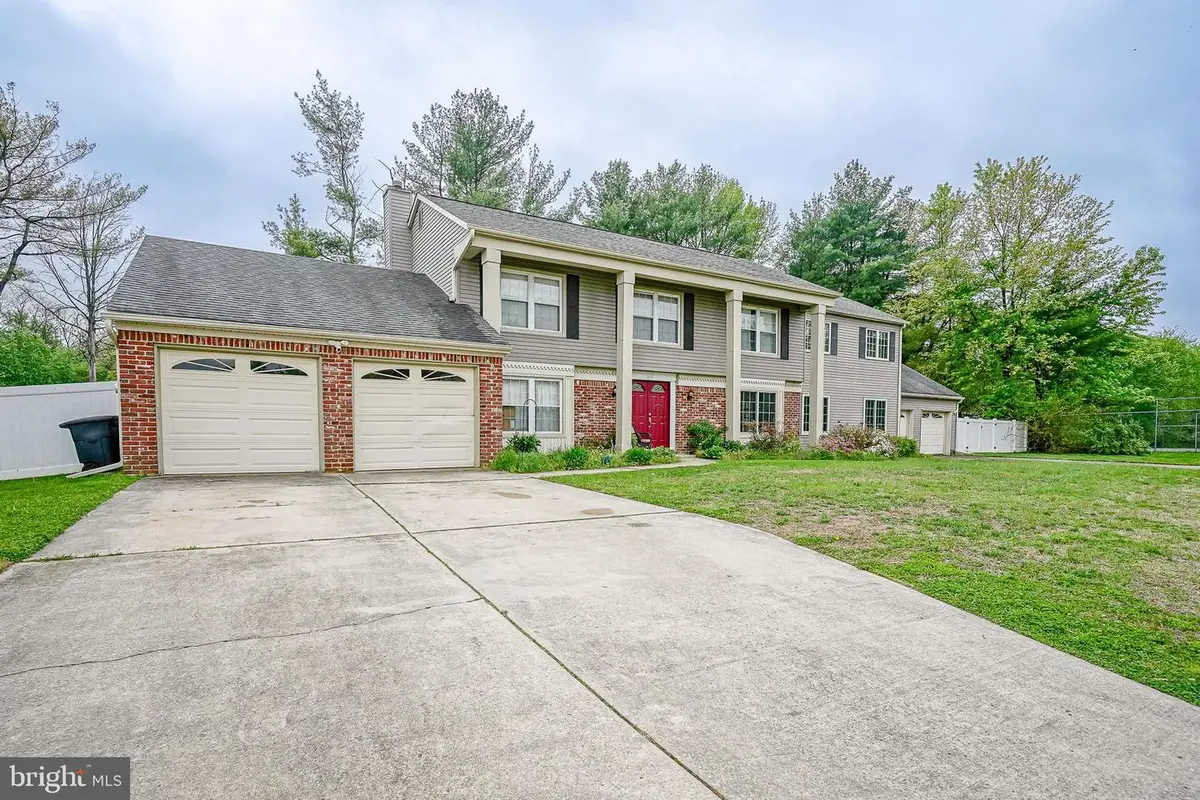 514 Meadow Ct, Mount Laurel, NJ 08054 - #1