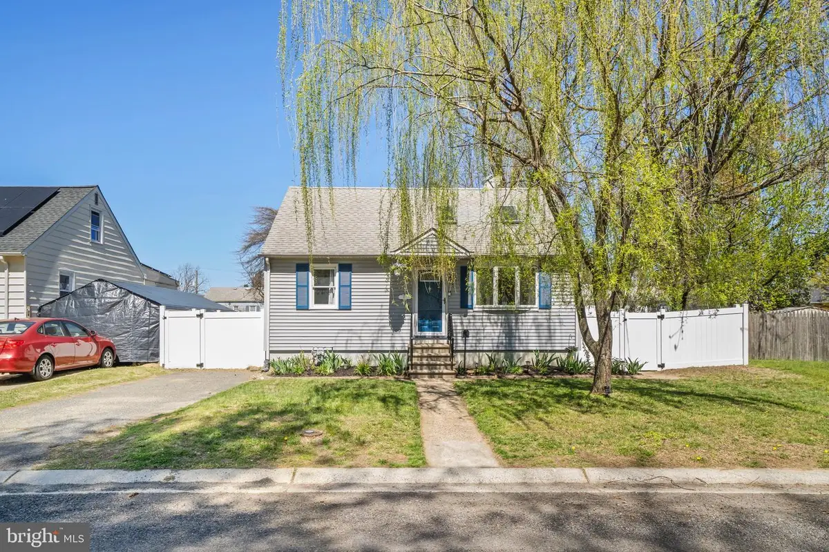 171 Fairfax Dr, Cinnaminson, NJ 08077 - #1
