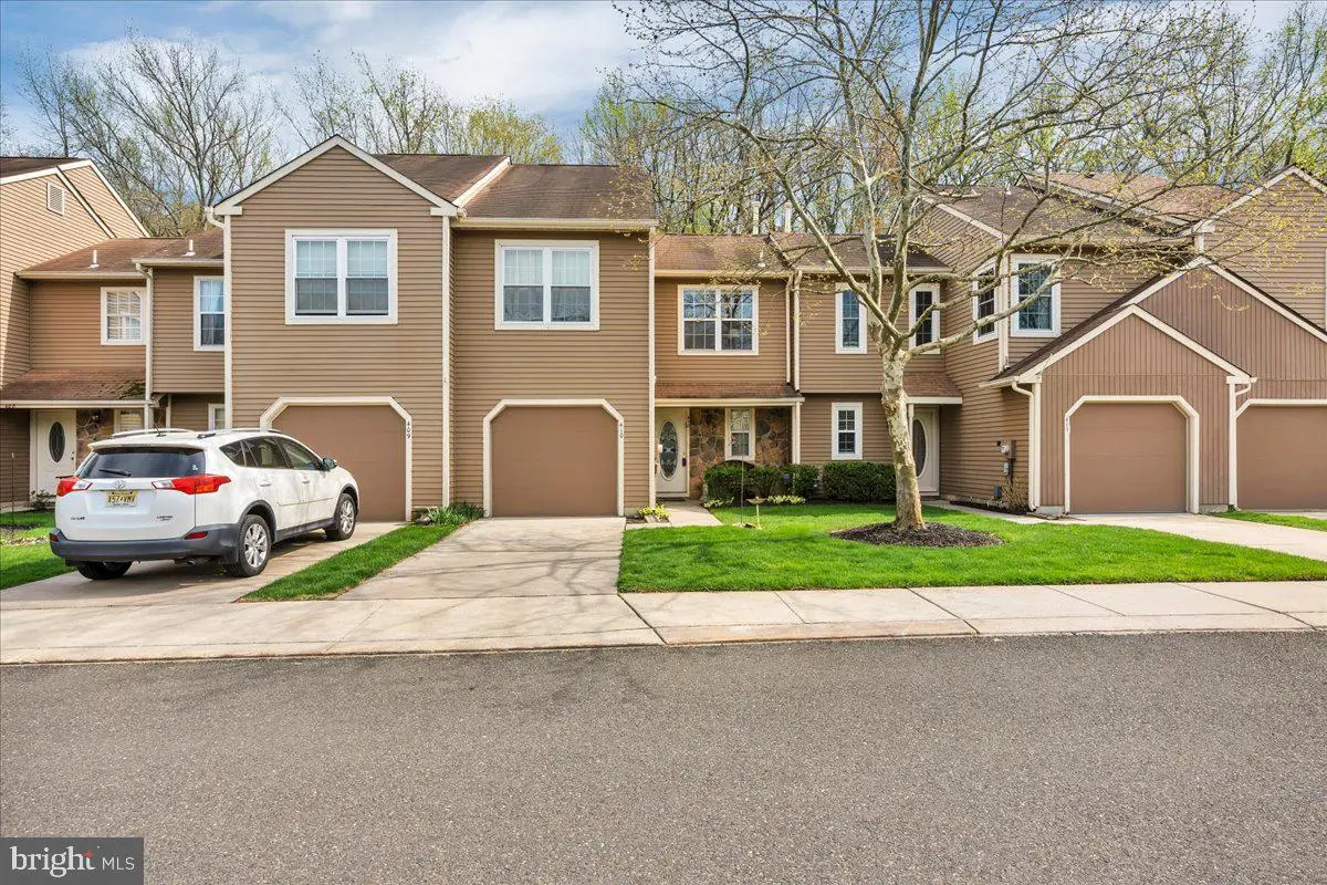 410 Jamestown Ct, Mount Laurel, NJ 08054 - #1