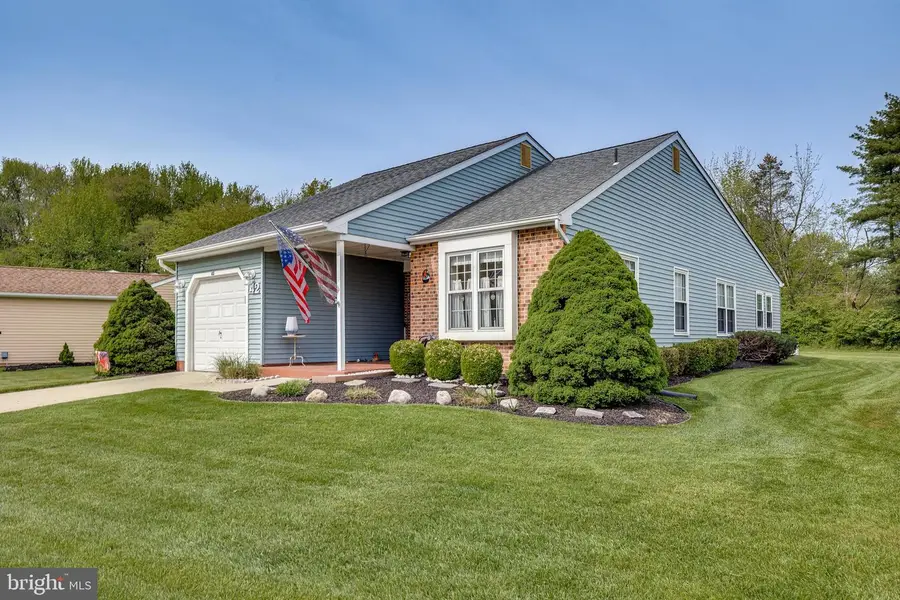 42 Falmouth Dr, Mount Laurel, NJ 08054 - #3