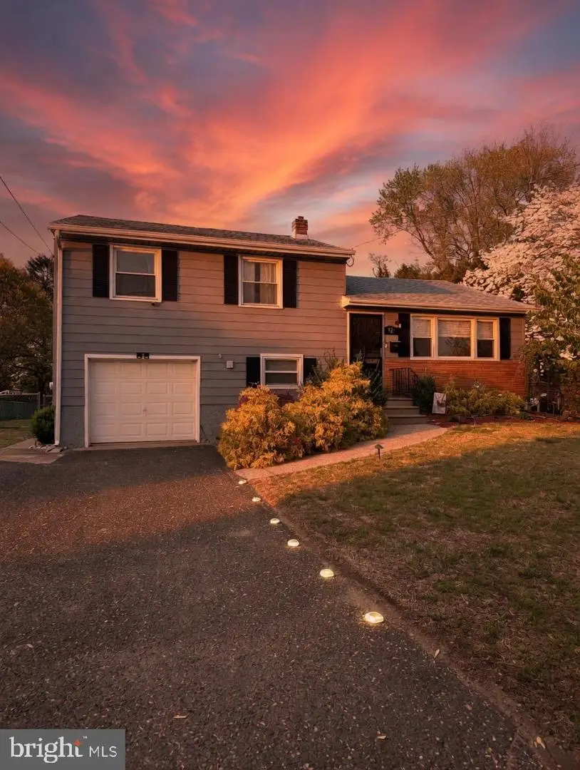 523 Greenwood Ave, Riverside, NJ 08075 - #1