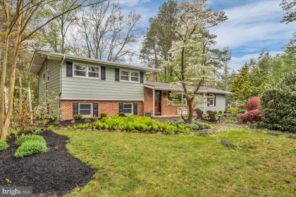 2 Pin Oak Trl, MEDFORD, NJ 08055
