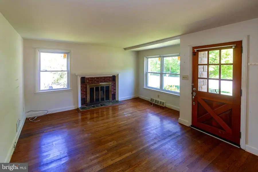 11 Mount Laurel Rd, Mount Laurel, NJ 08054 - #3
