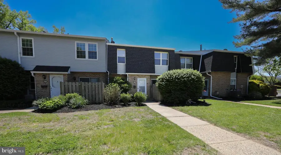 3049 Harbour Dr, Palmyra, NJ 08065 - #3