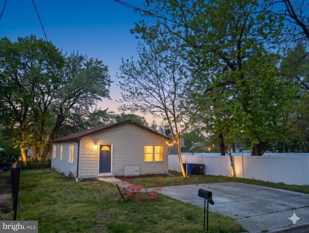 717 S Snowden Ave, Cinnaminson, NJ 08077 - #1