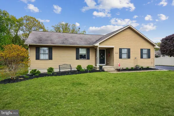 905 Bridgeboro St, DELRAN, NJ 08075