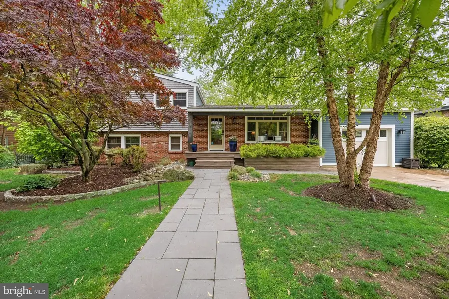 32 Oakwood Dr, Medford, NJ 08055 - #3