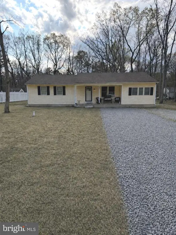 202 Oak Ln, TABERNACLE, NJ 08088