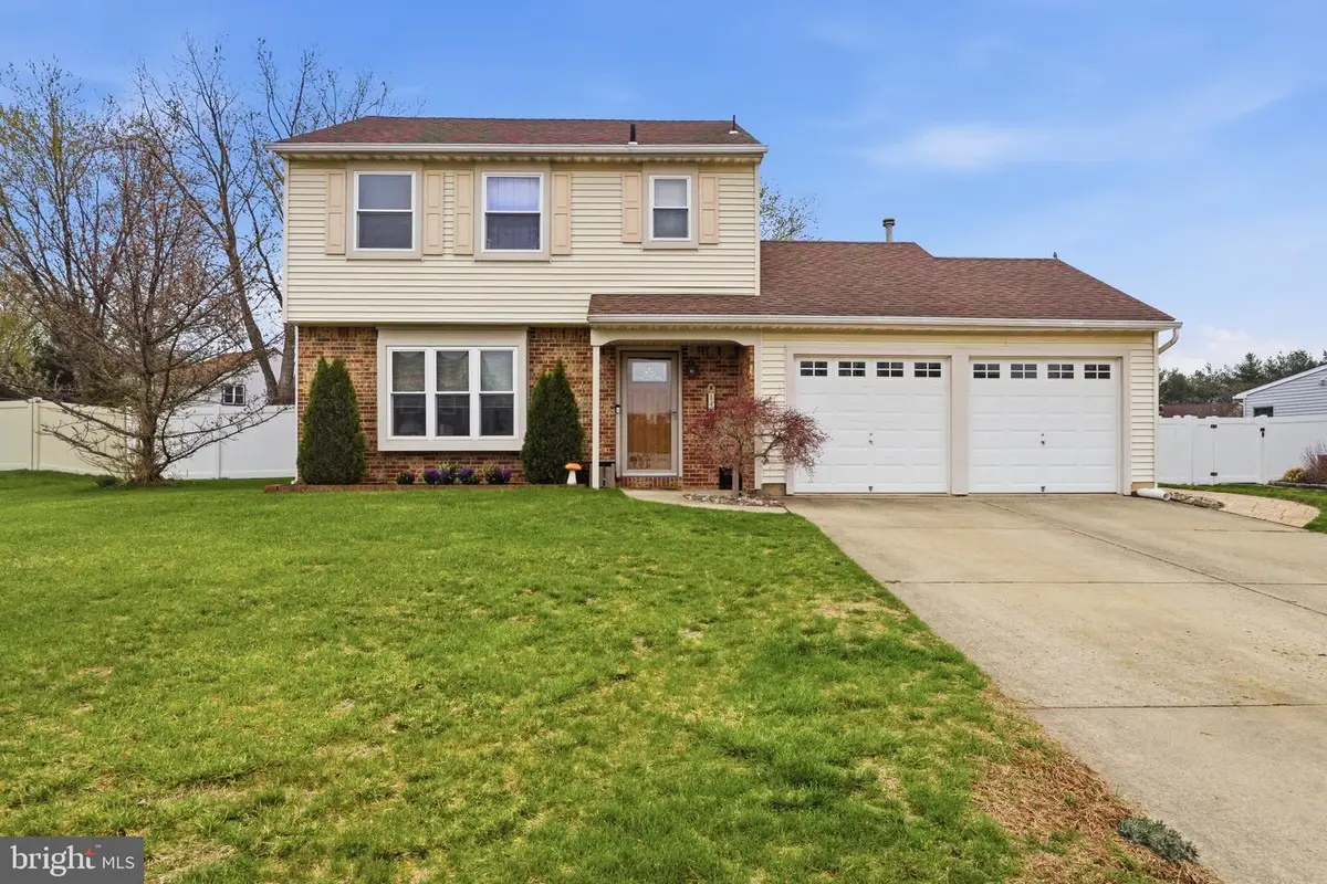 14 Woodhurst Dr, Mount Holly, NJ 08060 - #1