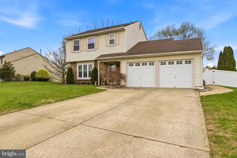 14 Woodhurst Dr, Mount Holly, NJ 08060 - #2