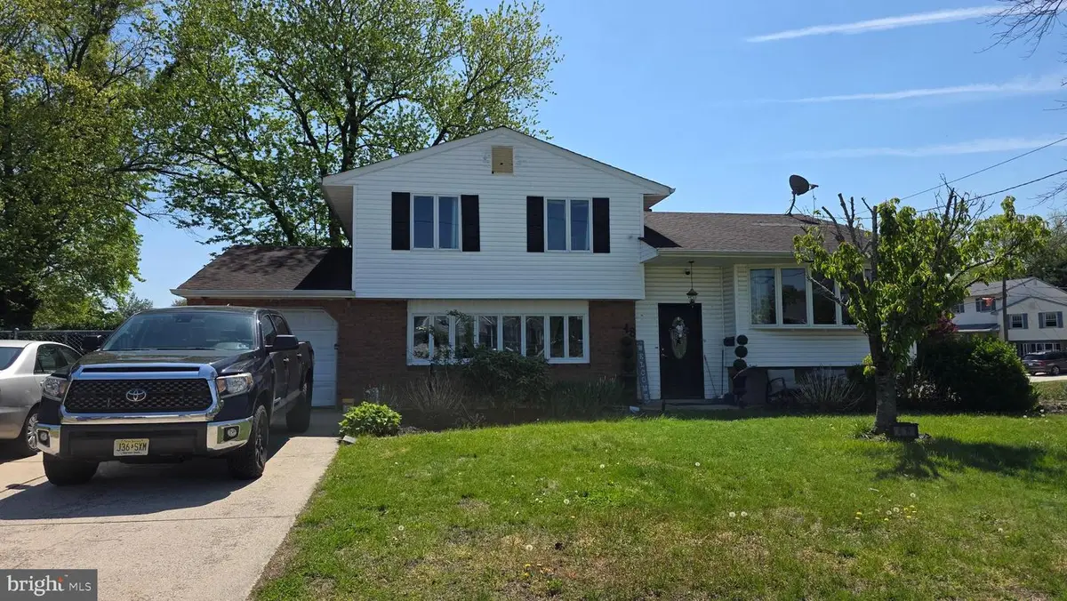 48 Princeton Dr, Delran, NJ 08075 - #1