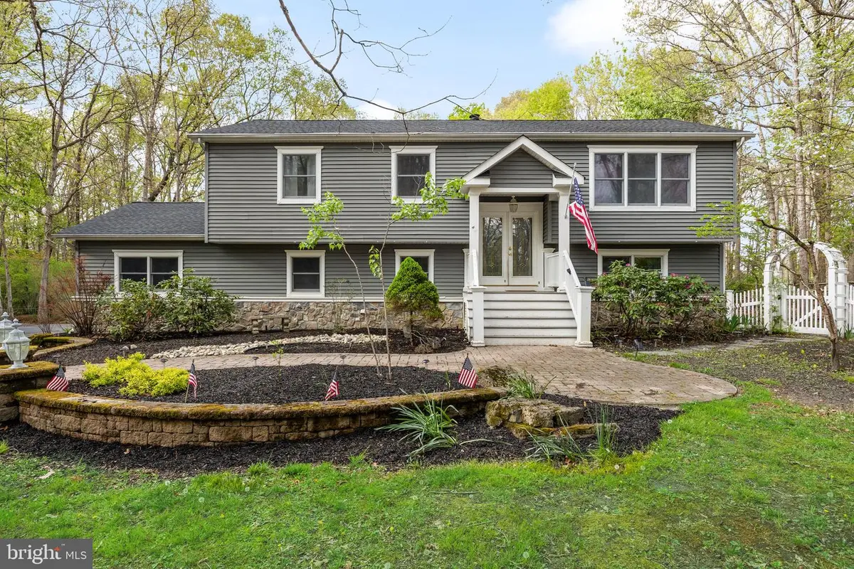 21 Shawnee Trl, Shamong, NJ 08088 - #1
