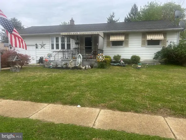 22 2nd Ave, PEMBERTON, NJ 08068