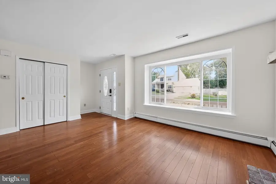 302 Windsor Ln, Marlton, NJ 08053 - #3