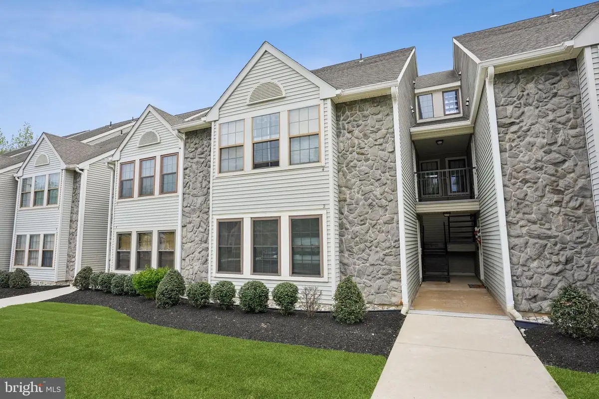 2 Bridgewater Dr, Marlton, NJ 08053 - #1