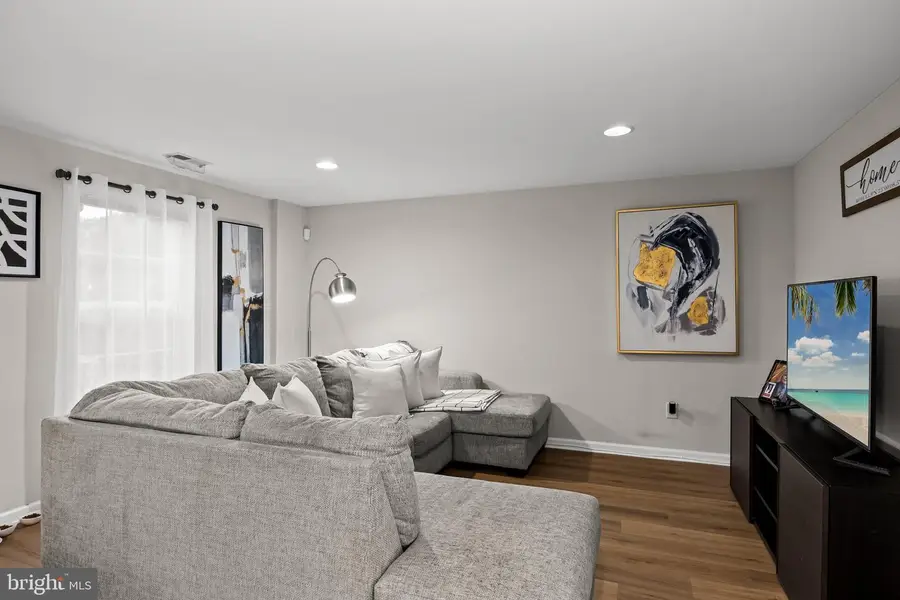 186 Fela Dr, Cinnaminson, NJ 08077 - #3