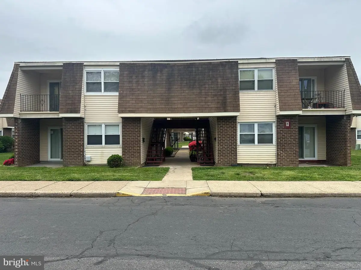 13-2 Florence Tollgate, Florence, NJ 08518 - #1