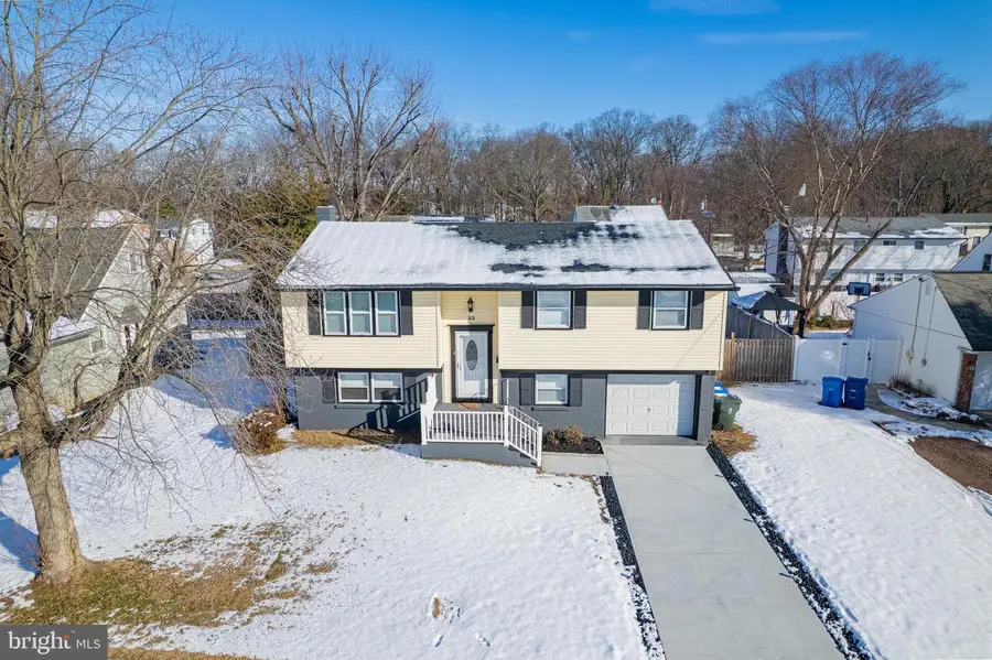 33 Sycamore Dr, Burlington, NJ 08016 - #2