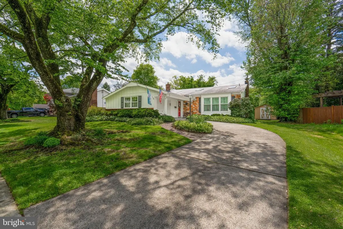 108 Brentwood Dr, Mount Laurel, NJ 08054 - #1