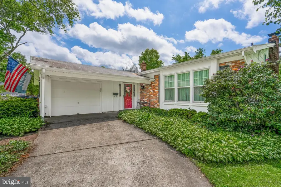 108 Brentwood Dr, Mount Laurel, NJ 08054 - #2