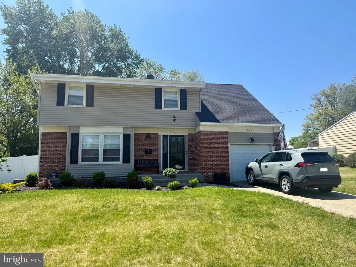 2305 Beverly Rd, Cinnaminson, NJ 08077 - #1