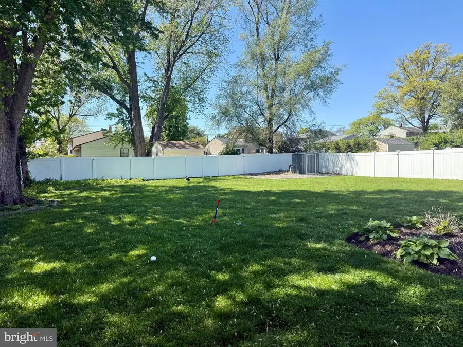 2305 Beverly Rd, Cinnaminson, NJ 08077 - #2