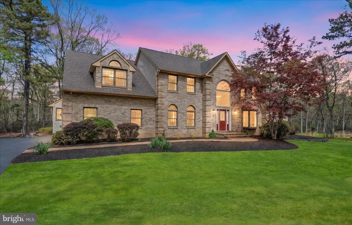 5 Hamilton Ct, Southampton, NJ 08088 - #1