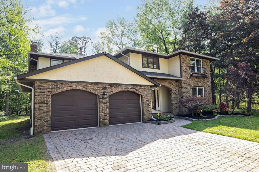 8 Canterbury Ct, Marlton, NJ 08053 - #3